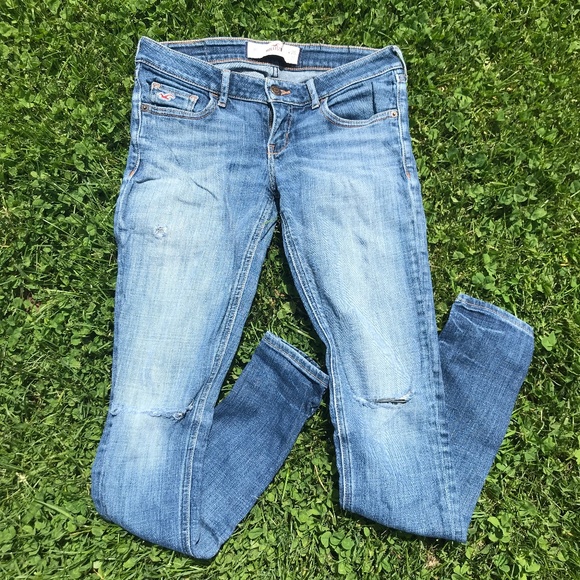 🍂5/30$!! EUC Hollister Distressed Skinny Jeans - Picture 1 of 8